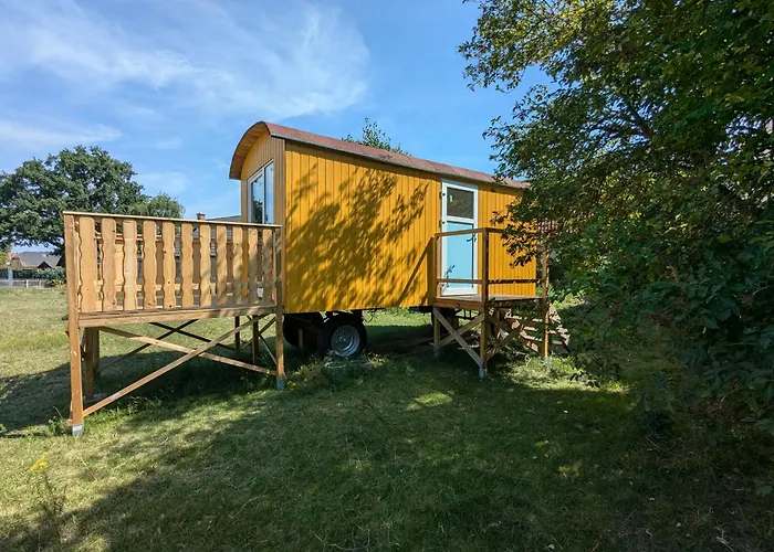 Bauwagen Auf Der Alpakawiese *